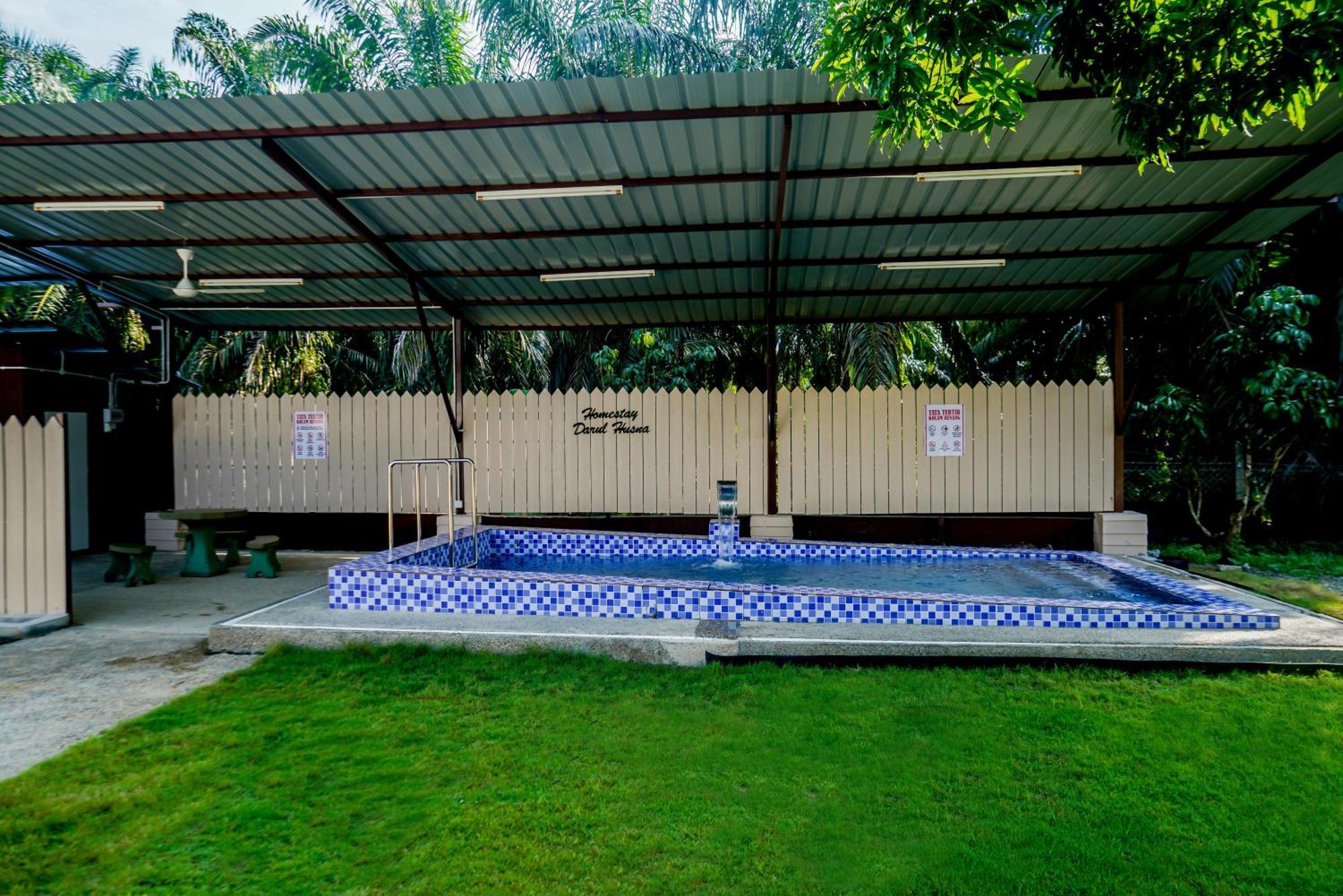 Adorable 3-Bedroom Home With Pool, Wi-Fi And Bbq Rembau Екстериор снимка